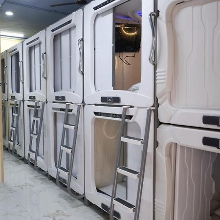 Astropods Ξενοδοχείο Βομβάη Εξωτερικό φωτογραφία